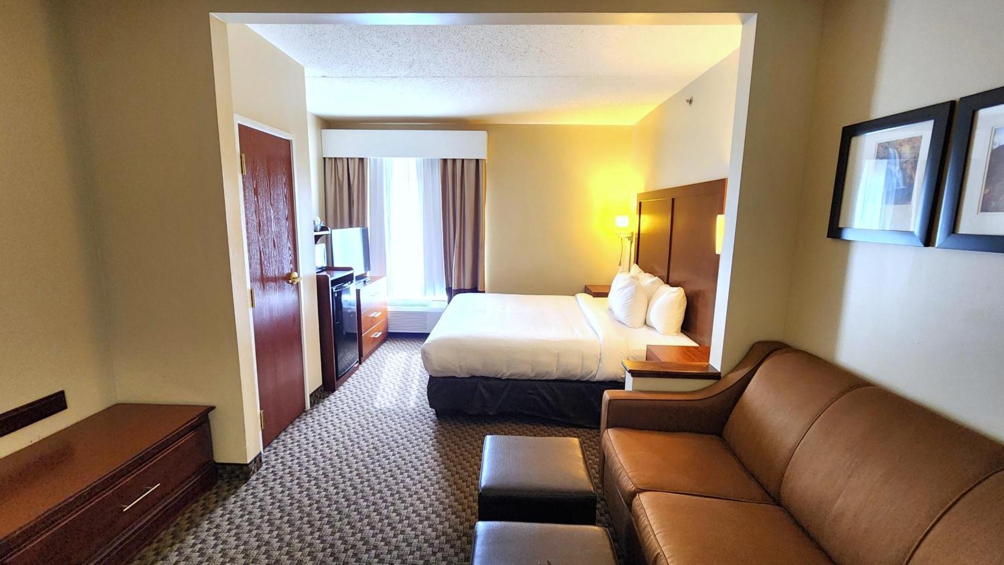 Comfort Inn & Suites Mount Pocono Esterno foto