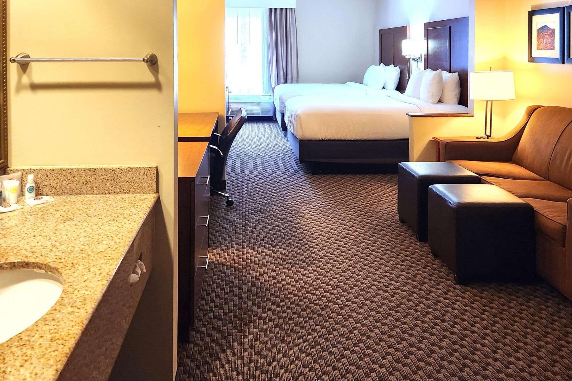 Comfort Inn & Suites Mount Pocono Esterno foto
