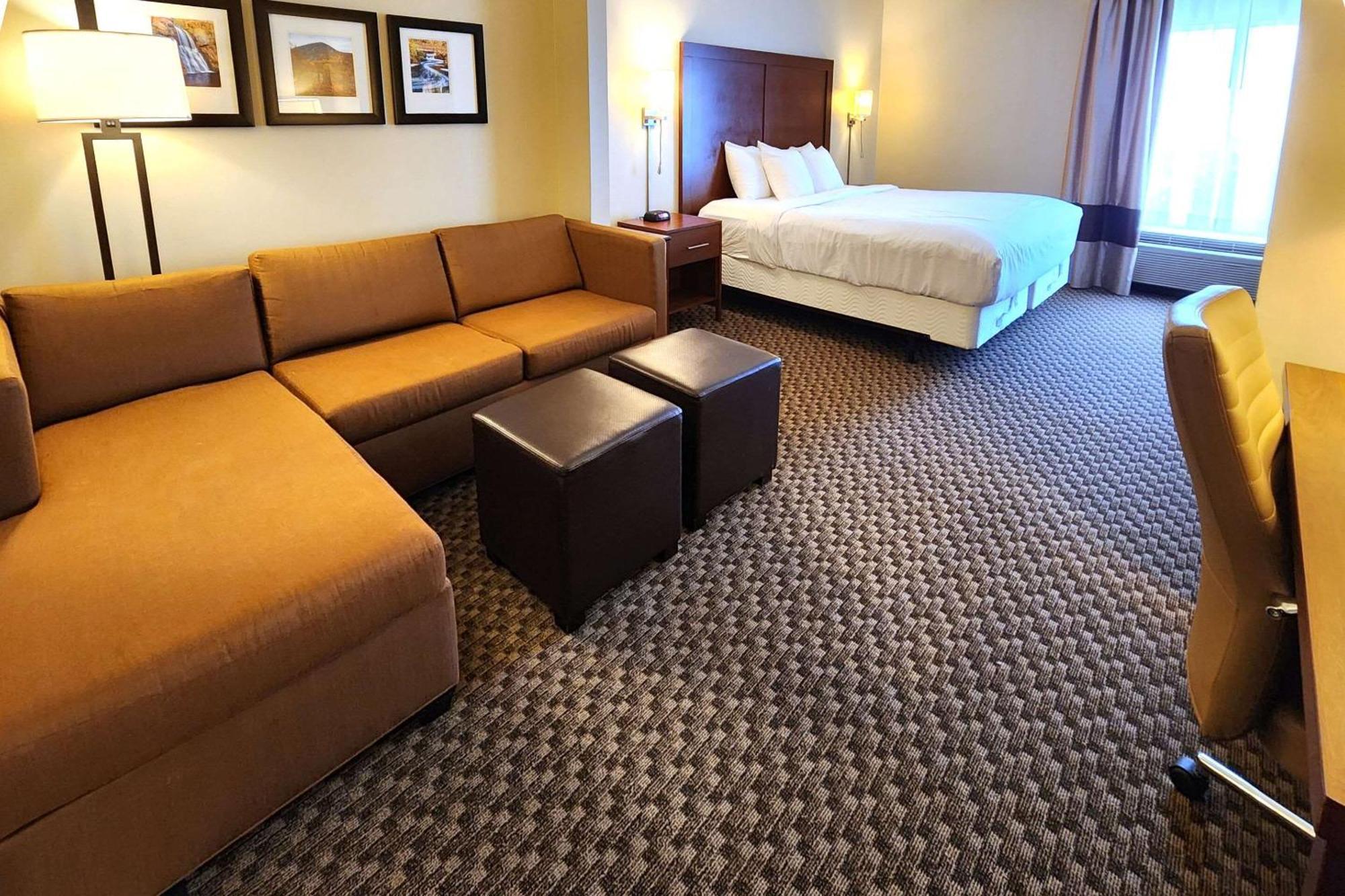 Comfort Inn & Suites Mount Pocono Esterno foto