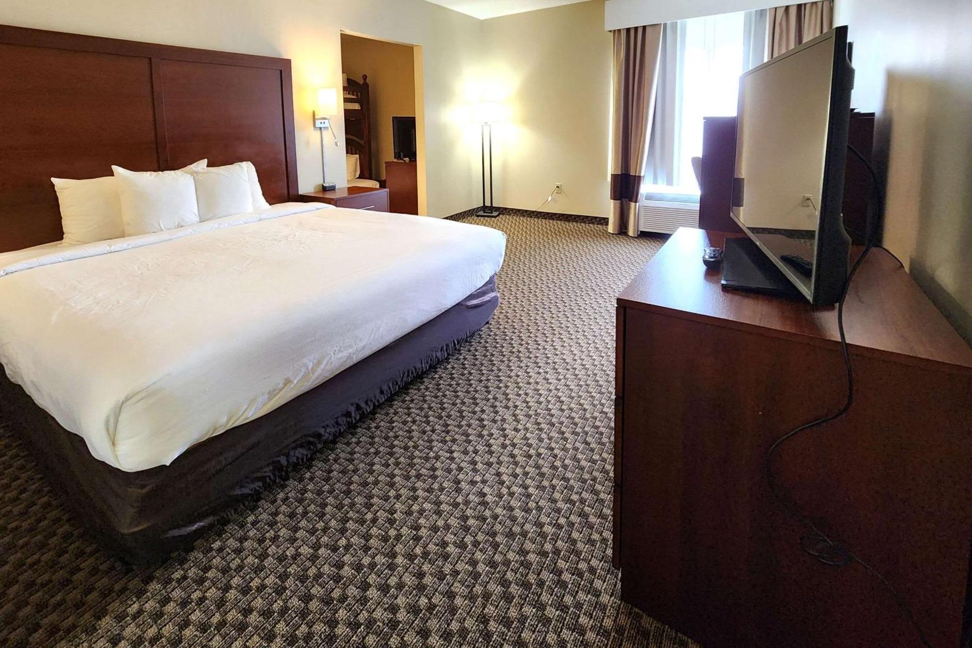 Comfort Inn & Suites Mount Pocono Esterno foto