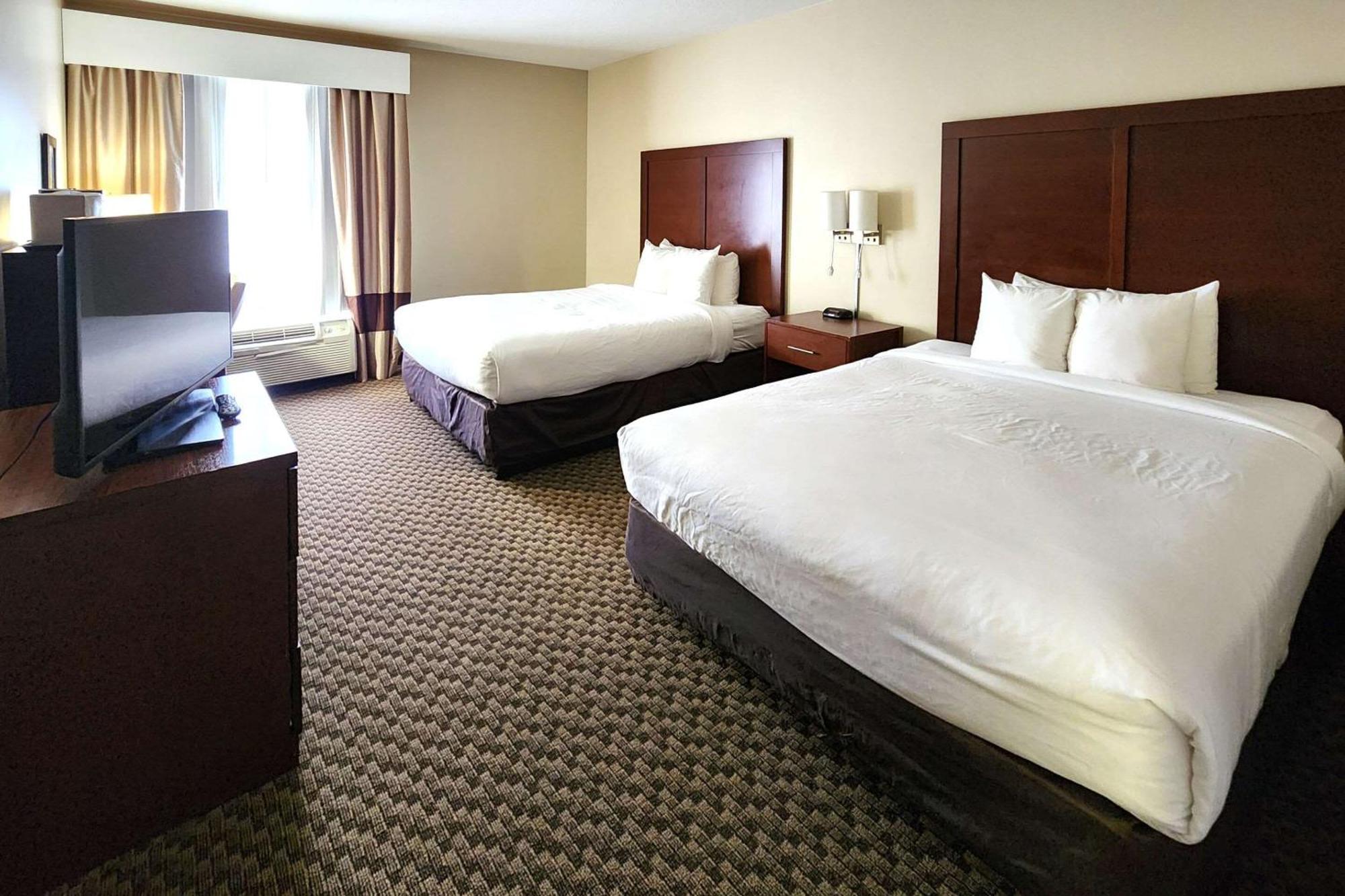 Comfort Inn & Suites Mount Pocono Esterno foto